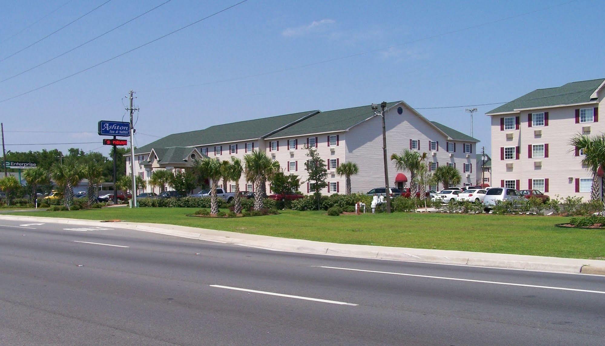 Comfort Inn Pensacola Near Nas Corry Station Beach Haven Exterior photo